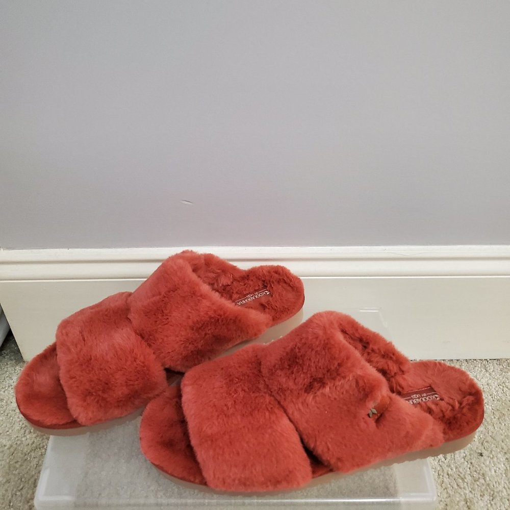 Koolaburra by Uggs Fuzz-It Slides